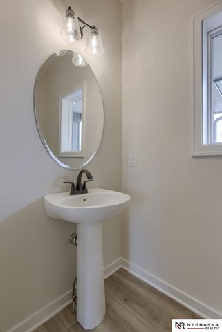 11105 N 162 Circle, Bennington, NE 68007