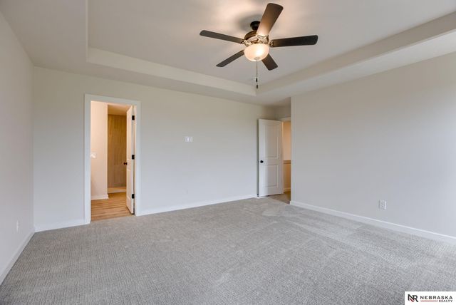 11105 N 162 Circle, Bennington, NE 68007