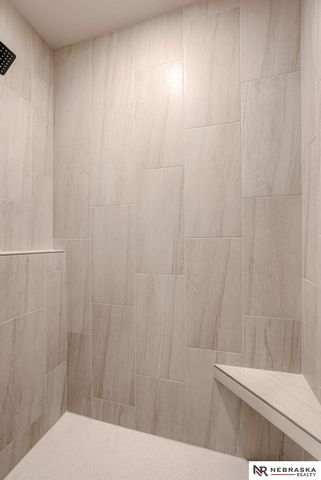 11105 N 162 Circle, Bennington, NE 68007