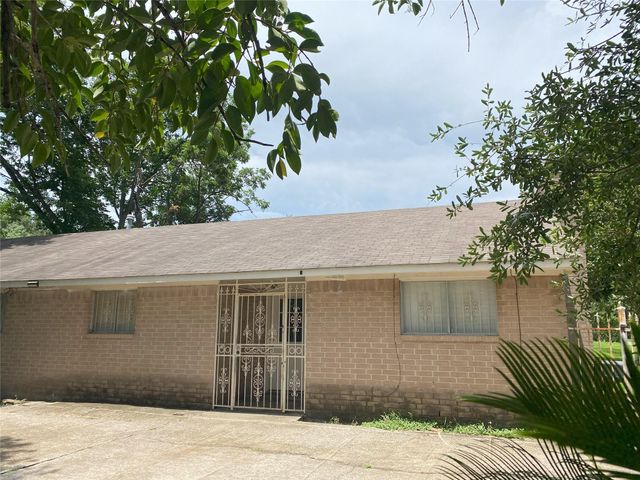 4601 Reveille Street, Houston, TX 77087