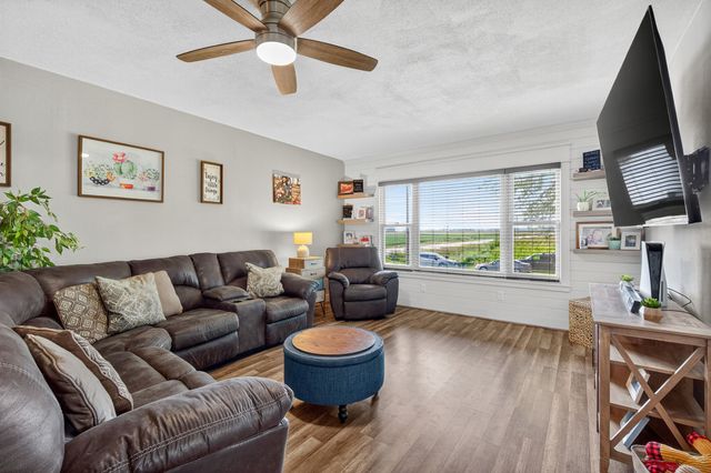 22803 Quinlan Avenue, Dallas Center, IA 50063