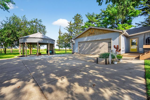 22803 Quinlan Avenue, Dallas Center, IA 50063