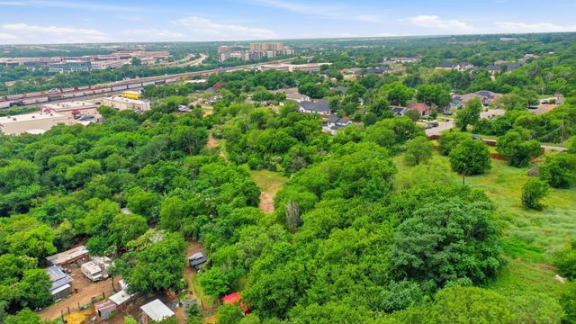 5020 Humbert Avenue, Fort Worth, TX 76107