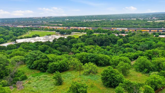 5020 Humbert Avenue, Fort Worth, TX 76107