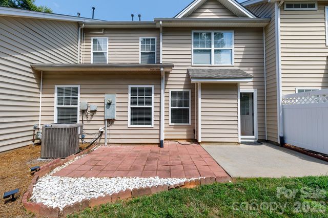 334 Rose Garden Court, Rock Hill, SC 29732