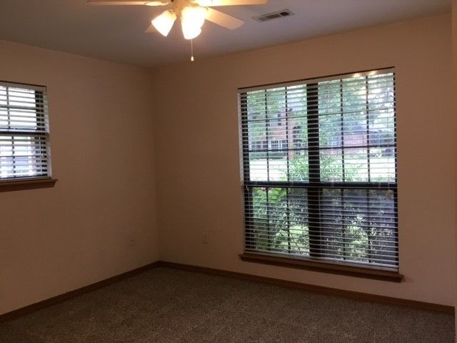 1718 S 41st Street, Rogers, AR 72758