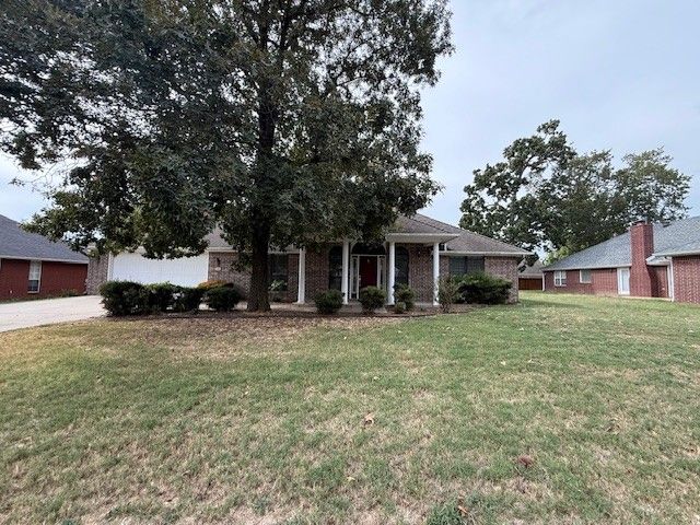 1718 S 41st Street, Rogers, AR 72758