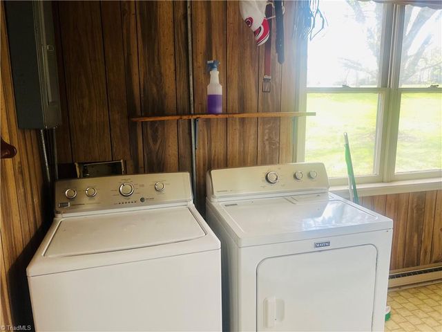 164 Royal Lane, Dobson, NC 27017