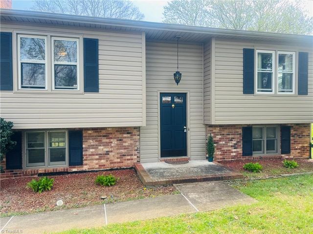 164 Royal Lane, Dobson, NC 27017