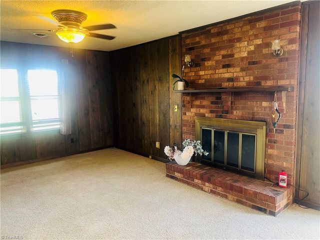 164 Royal Lane, Dobson, NC 27017