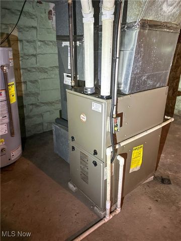 415 S Sycamore Street, Ravenna, OH 44266