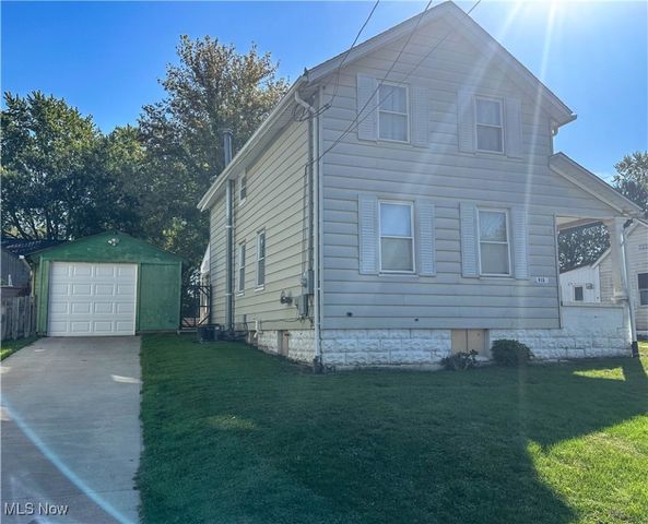 415 S Sycamore Street, Ravenna, OH 44266