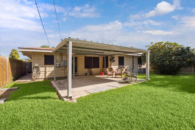 5618 Sweetbriar Street, Houston, TX 77017