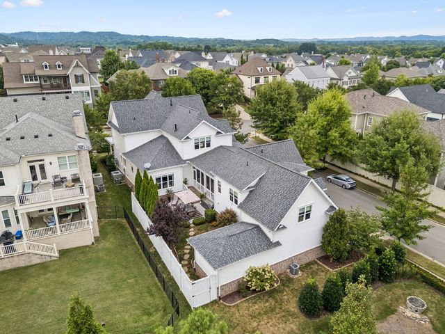 800 Stonewater Blvd, Franklin, TN 37064