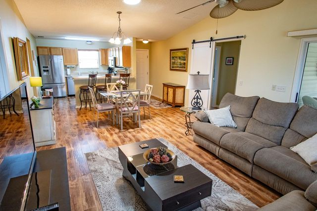 2633 ENGLISH IVY CIRCLE, The Villages, FL 32162