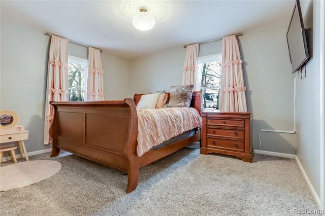 3444 Riverside Drive, Port Huron, MI 48060