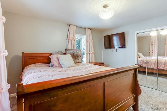 3444 Riverside Drive, Port Huron, MI 48060