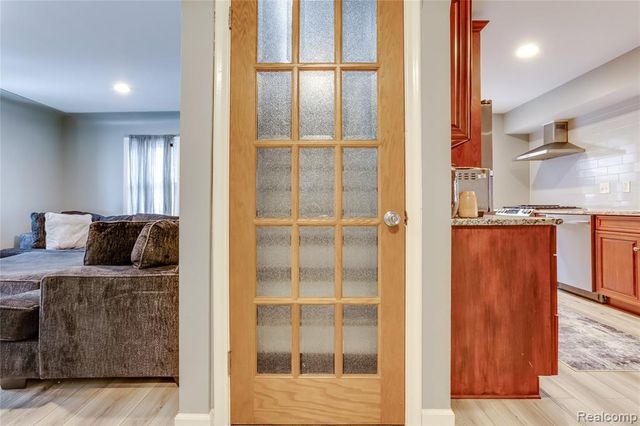 3444 Riverside Drive, Port Huron, MI 48060