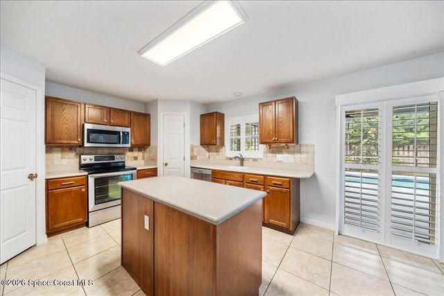 2338 Maeve Circle, West Melbourne, FL 32904