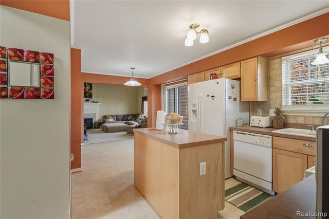 15459 Brookside Drive, Van Buren, MI 48111