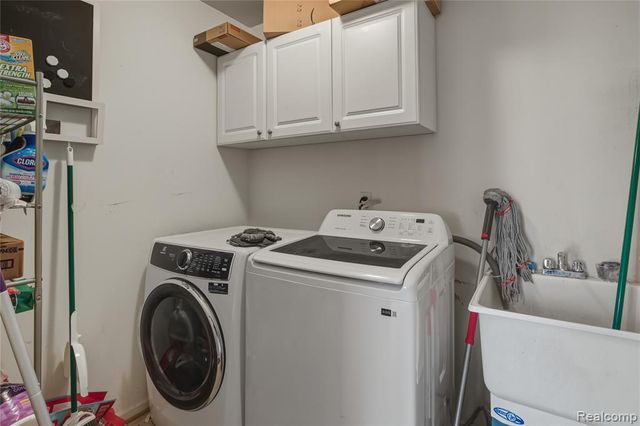 15459 Brookside Drive, Van Buren, MI 48111