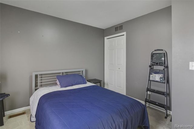 15459 Brookside Drive, Van Buren, MI 48111