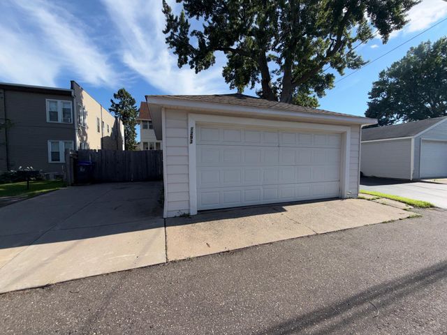 1293 Dayton Avenue, Saint Paul, MN 55104