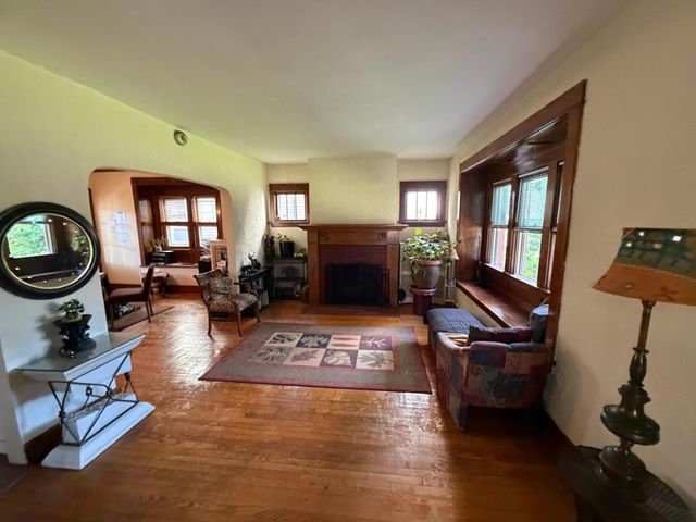 1293 Dayton Avenue, Saint Paul, MN 55104