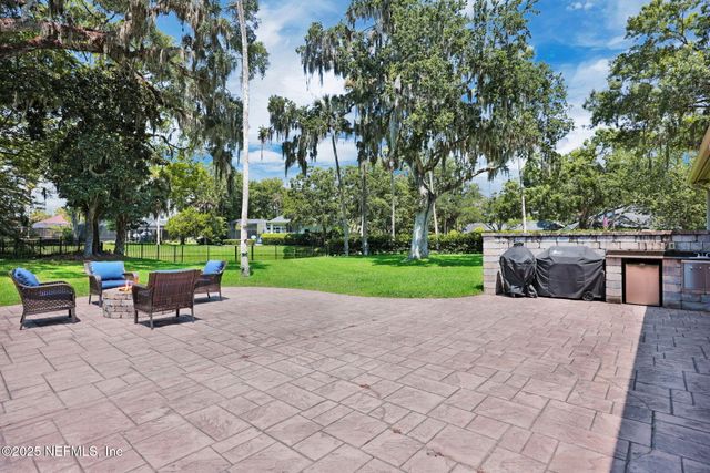 101 ROYAL LAGOON Court, Ponte Vedra Beach, FL 32082