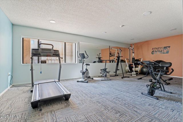 3033 E DEVONSHIRE Avenue 1018, Phoenix, AZ 85016