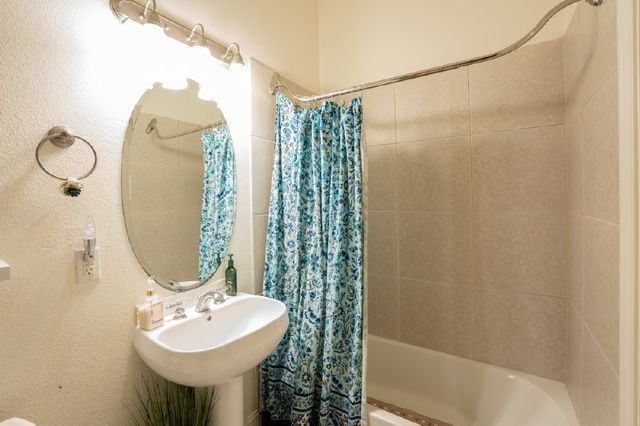 1025 Lake Ridge Drive, Richardson, TX 75081