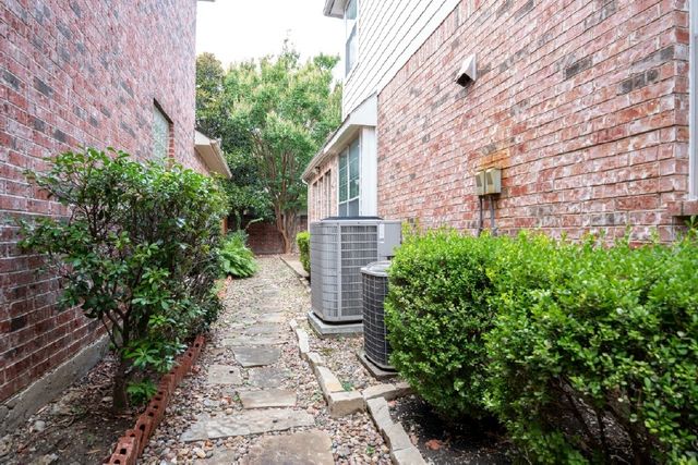 1025 Lake Ridge Drive, Richardson, TX 75081