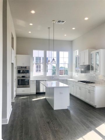 1308 Tinnin Ford RD 1, Austin, TX 78741