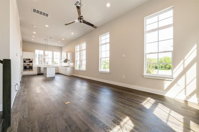 1308 Tinnin Ford RD 1, Austin, TX 78741