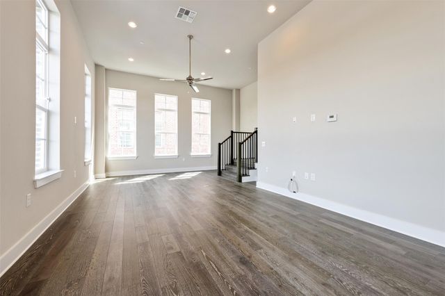 1308 Tinnin Ford RD 1, Austin, TX 78741