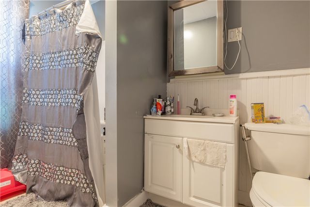 3889 mendond Road, Cumberland, RI 02864