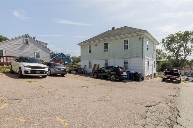 3889 mendond Road, Cumberland, RI 02864