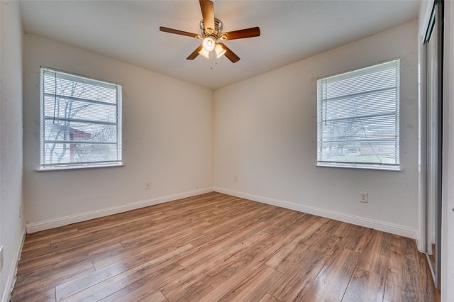 834 Jadewood Drive, Dallas, TX 75232