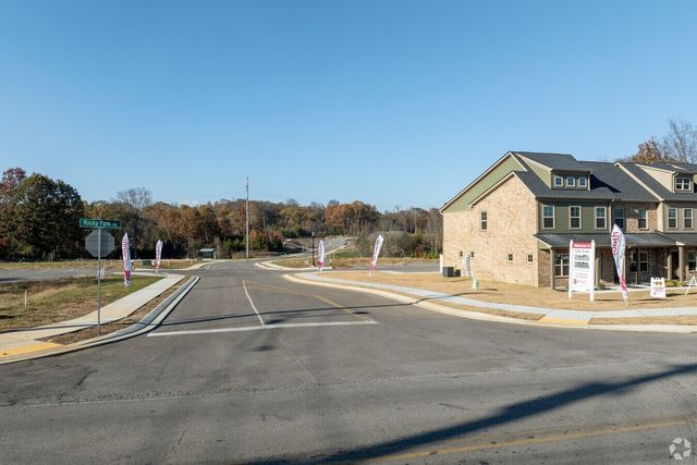 145 Ace Ave, Smyrna, TN 37167