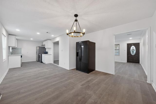 4119 Ebbtide Drive, Houston, TX 77045