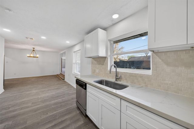 4119 Ebbtide Drive, Houston, TX 77045