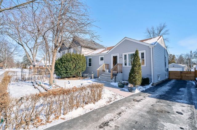 511 S Stewart Avenue, Lombard, IL 60148