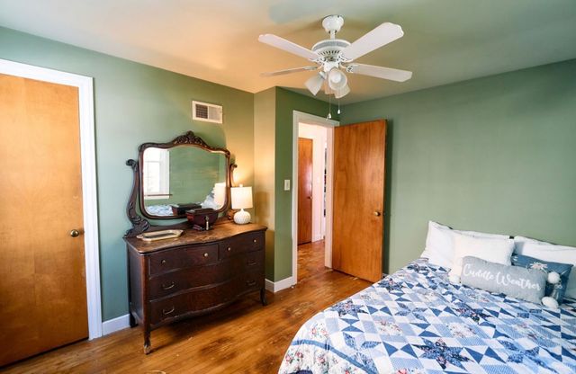 511 S Stewart Avenue, Lombard, IL 60148