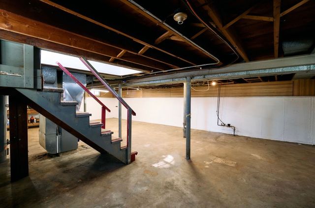 511 S Stewart Avenue, Lombard, IL 60148