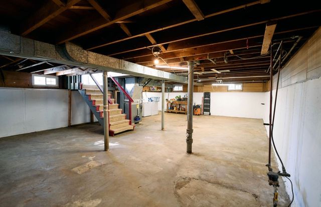 511 S Stewart Avenue, Lombard, IL 60148