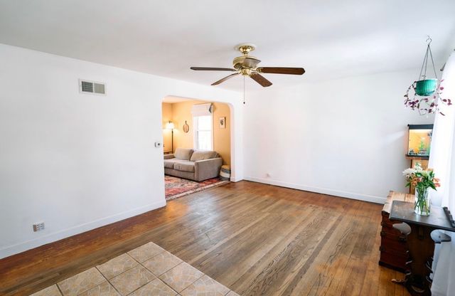 511 S Stewart Avenue, Lombard, IL 60148