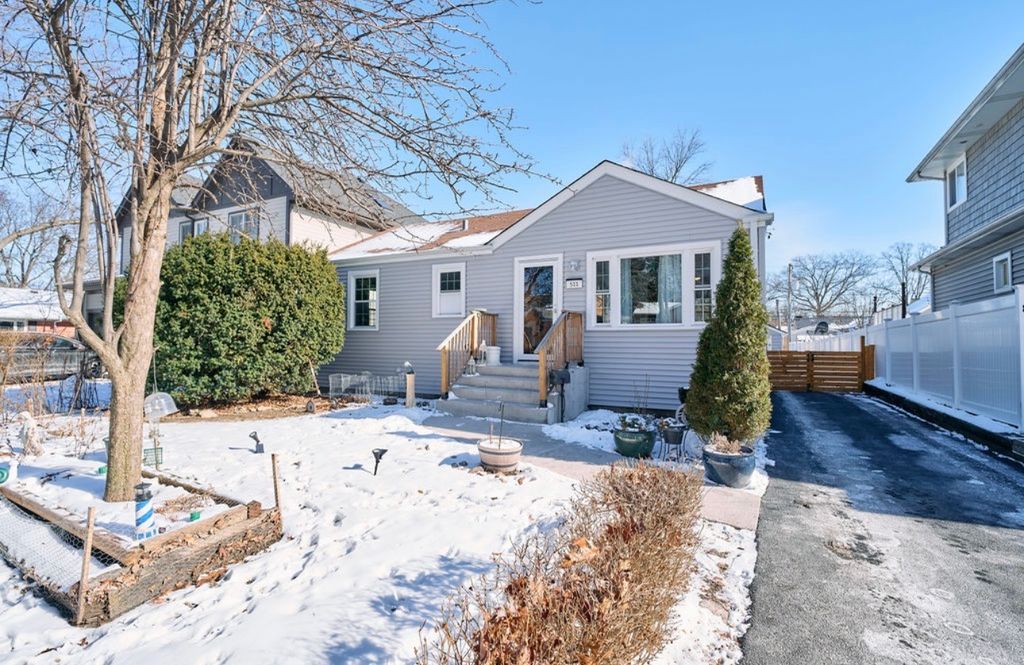 511 S Stewart Avenue, Lombard, IL 60148