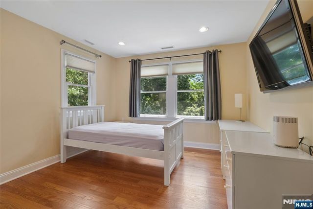 28 Demarest Road, Paramus, NJ 07652