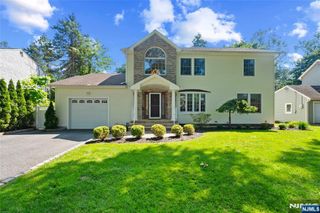 28 Demarest Road, Paramus, NJ 07652