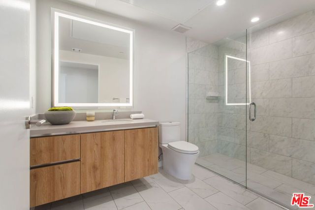 11600 Dunstan Way 312, Los Angeles, CA 90049